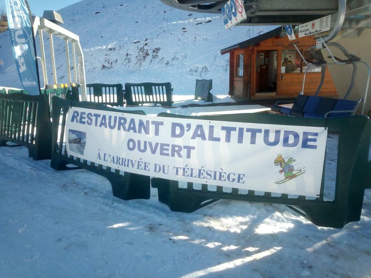 Le Chalet Des Buisses Hotel Roubion Kültér fotó