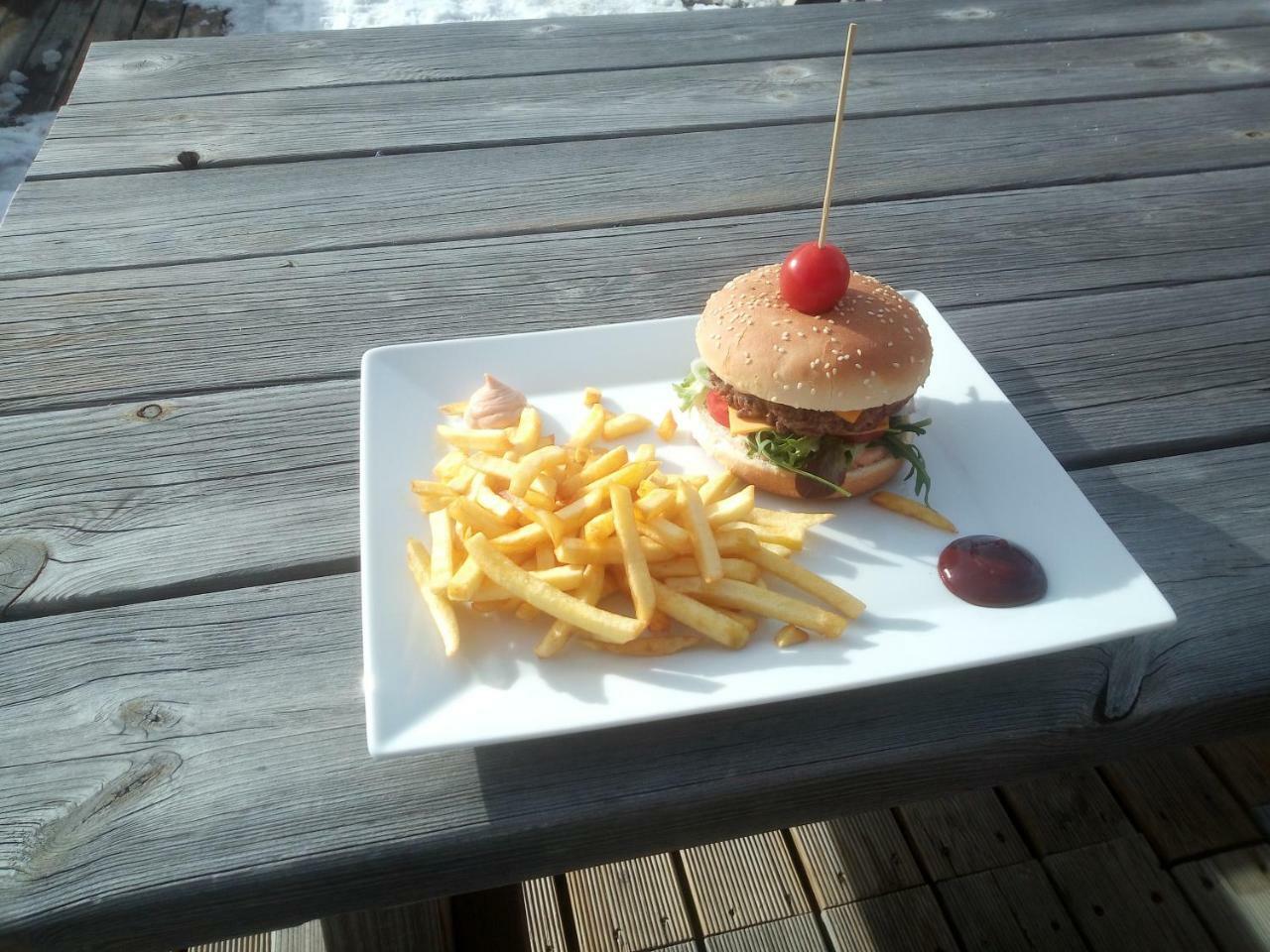 Le Chalet Des Buisses Hotel Roubion Kültér fotó